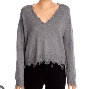 Wild Honey v-neck, distressed & cropped sweater, gray, size M, cozy and cute fit